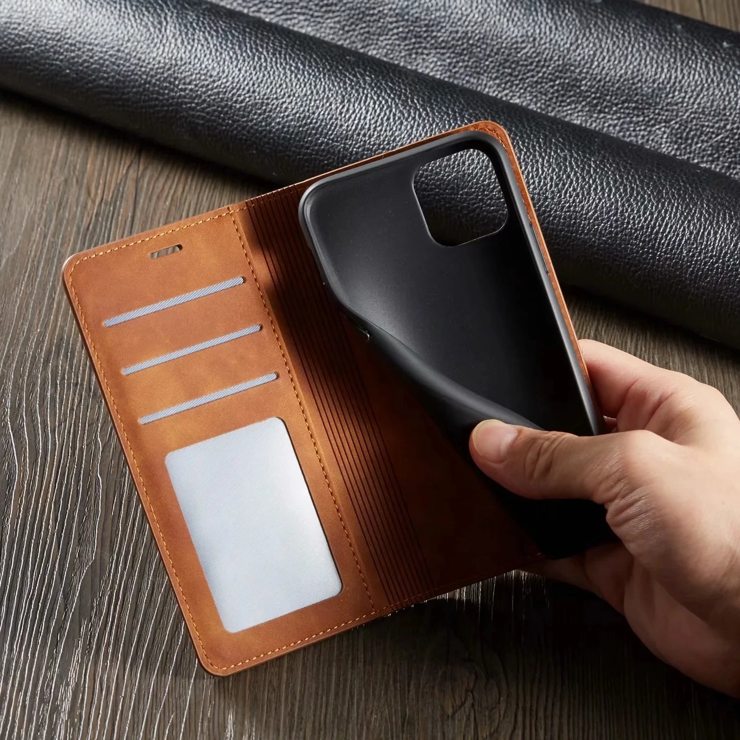 Premium iPhone Hülle: Magnetische Leder Tasche für stilvollen Schutz